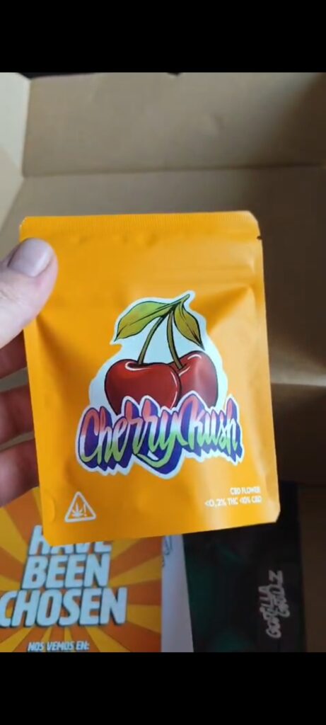 CHERRY KUSH CBD | COGOLLOS DE CBD DE EXTERIOR - reseña de Miguel Angel Abad Lozano
