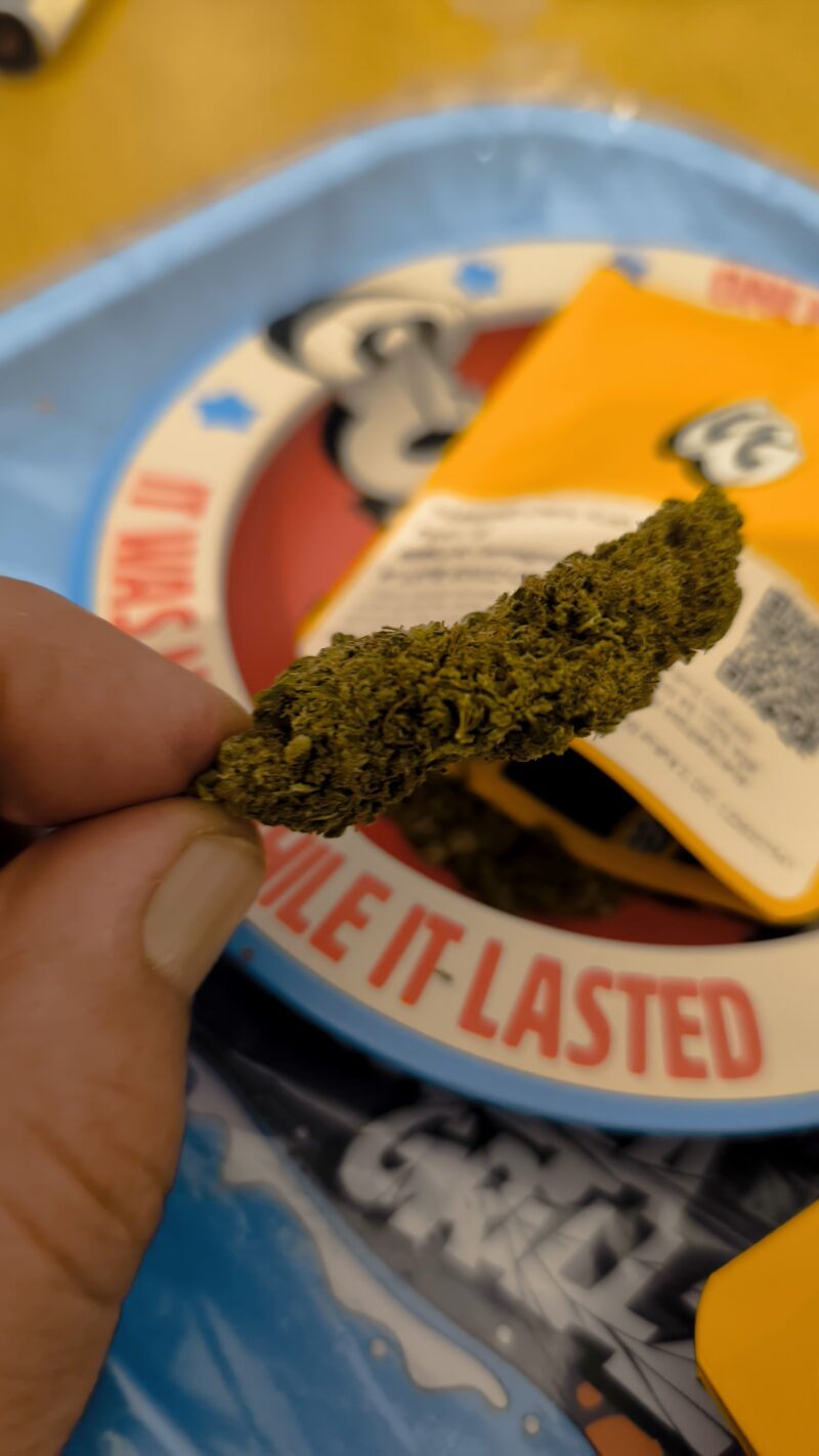 STARTER PACK | FLORES DE CBD DE EXTERIOR - reseña de emartinbarroso